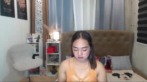 Snapshot of studqueendomi chatting on March 17, 4:21 pm studqueendomi online show from March 17, 4:21 pm