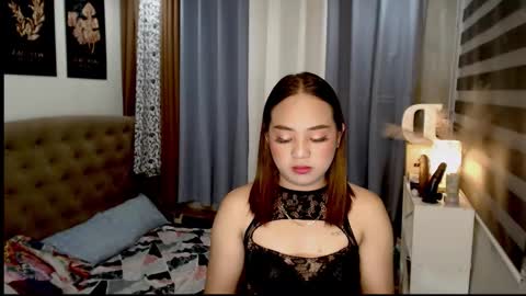Snapshot of studqueendomi chatting on April 15, 6:15 pm studqueendomi online show from April 15, 6:15 pm