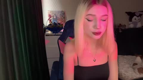 stuffy_ri online show from January 7, 9:18 am