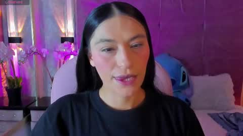 Snapshot of stusha chatting on June 21, 1:03 pm Stusha online show from June 21, 1:03 pm