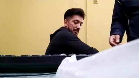 suaber_ online show from October 30, 3:57 pm