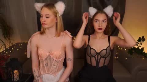 Snapshot of suannedoriean chatting on November 4, 2:54 am Mure online show from November 4, 2:54 am