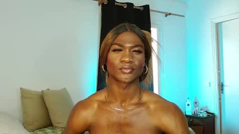 Snapshot of suannyklatten_ chatting on February 21, 3:10 pm Suanny Klatten It is my account independent online show from February 21, 3:10 pm