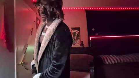 Snapshot of suavechocolatecity chatting on November 11, 3:17 am Hot Chocolate online show from November 11, 3:17 am