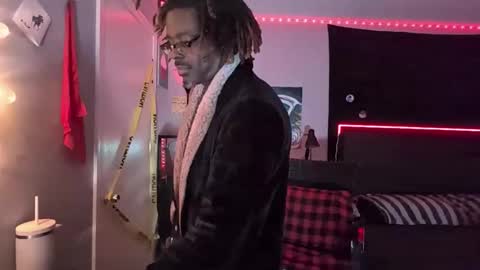 Snapshot of suavechocolatecity chatting on November 30, 9:41 pm Hot Chocolate online show from November 30, 9:41 pm