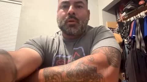 suavecito67 online show from December 5, 3:15 am