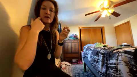 sub4you69brat online show from February 5, 6:59 pm