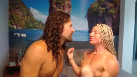 subbmarilyn online show from November 27, 9:00 am