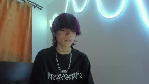 nico online show from December 17, 4:57 pm