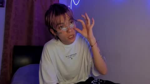 nico online show from April 8, 10:43 pm