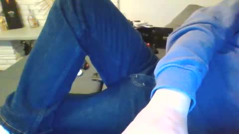 Snapshot of submissivguy chatting on January 18, 9:55 pm submissivguy online show from January 18, 9:55 pm