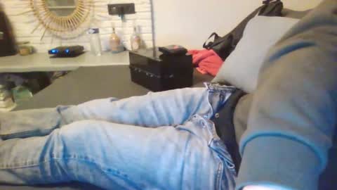 Snapshot of submissivguy chatting on December 2, 8:15 pm submissivguy online show from December 2, 8:15 pm