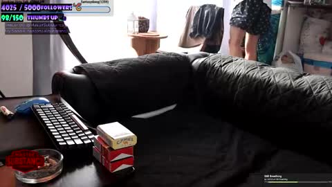 Im Substanc3  online show from November 12, 1:33 pm