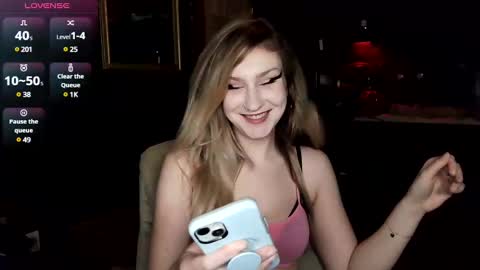 Polly online show from December 17, 4:21 pm