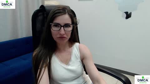 Eva online show from May 17, 9:06 am