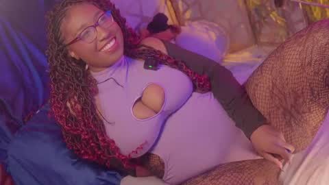 Succubus RoseMilk online show from February 27, 11:27 pm