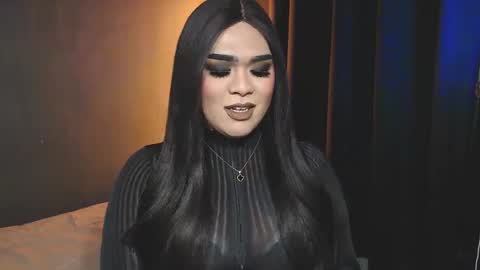 Snapshot of suckablecockoffreya chatting on January 25, 10:08 am JADE ELYSE online show from January 25, 10:08 am