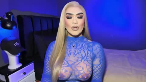 JADE ELYSE online show from June 23, 9:40 am