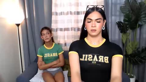 mitch and mitchie online show from June 3, 3:42 am