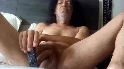 Snapshot of suckfucksuck69 chatting on December 6, 1:22 pm suckfucksuck69 online show from December 6, 1:22 pm