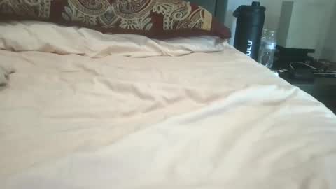 suckonthis318 online show from January 16, 3:49 pm