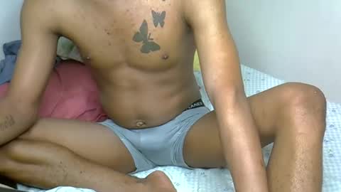 Snapshot of sugar_brown256 chatting on October 10, 4:28 pm sugar_brown256 online show from October 10, 4:28 pm