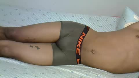 Snapshot of sugar_brown256 chatting on October 25, 11:51 am sugar_brown256 online show from October 25, 11:51 am