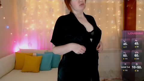 Snapshot of sugar_desire chatting on January 8, 8:18 pm Instagram faroffland online show from January 8, 8:18 pm