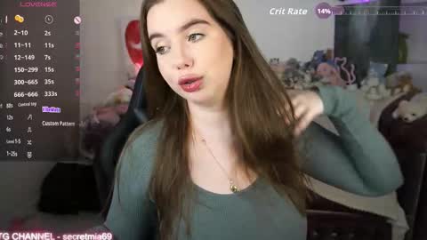 Mia online show from September 11, 8:31 pm