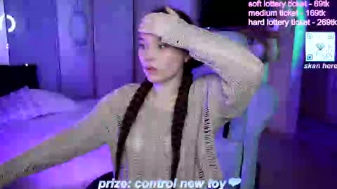 Snapshot of sugar_peasy chatting on October 18, 5:57 pm Rikki online show from October 18, 5:57 pm