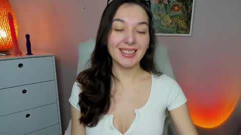 Megan online show from November 18, 7:35 am