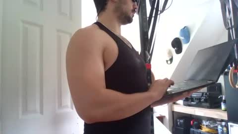 Snapshot of sugargay222 chatting on July 9, 5:06 pm Sugar online show from July 9, 5:06 pm