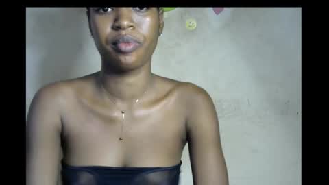 Bella online show from November 20, 10:15 am