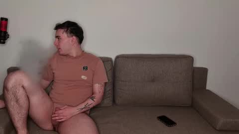 Sugarpeaach online show from November 15, 8:55 am