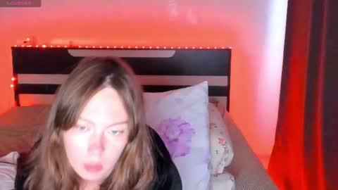 Snapshot of sugarsin_ chatting on July 12, 12:01 am Lola online show from July 12, 12:01 am