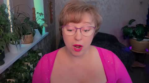 Vivien online show from January 17, 9:25 am