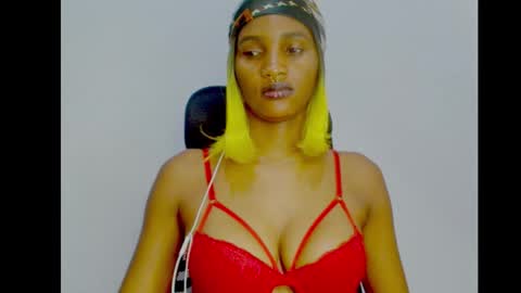 Snapshot of sugax_cuntwetxx chatting on October 4, 3:04 am Ivy online show from October 4, 3:04 am