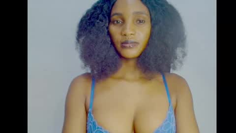 Snapshot of sugax_cuntwetxx chatting on October 18, 10:10 pm Ivy online show from October 18, 10:10 pm