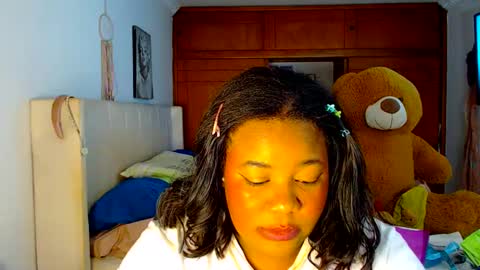 Snapshot of suggarbaby1 chatting on September 14, 1:05 am Cami Back in 2 hours online show from September 14, 1:05 am