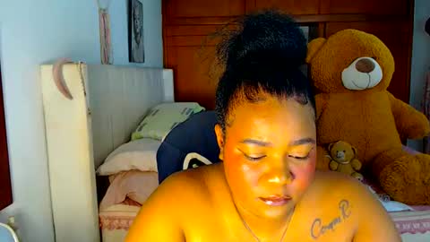 Snapshot of suggarbaby1 chatting on November 26, 6:36 am Cami Back in 2 hours online show from November 26, 6:36 am