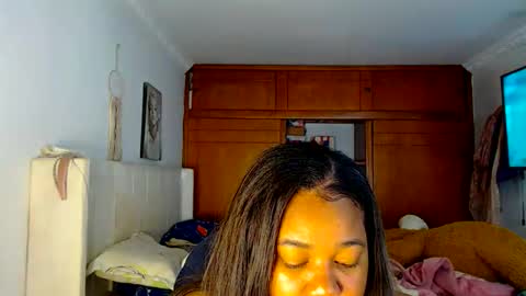 Cami   Back in 2 hours online show from January 11, 5:01 am