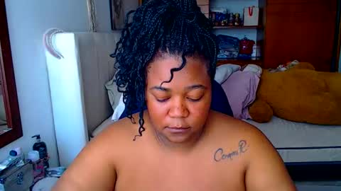 Snapshot of suggarbaby1 chatting on May 24, 10:26 pm Cami Back in 2 hours online show from May 24, 10:26 pm