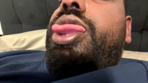 Let me be your knight that saves you online show from March 11, 12:38 am