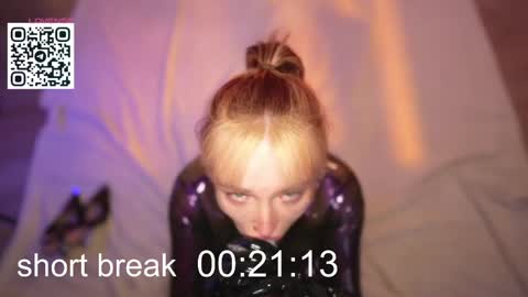 Lika ginger  Jessy blond   online show from April 20, 2:58 am