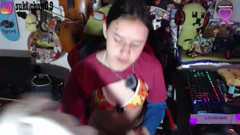 Sukylee online show from November 6, 6:53 pm