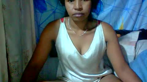 Snapshot of sukietalore chatting on May 22, 2:19 am SukieTalore online show from May 22, 2:19 am
