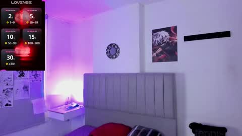    online show from December 18, 7:08 pm