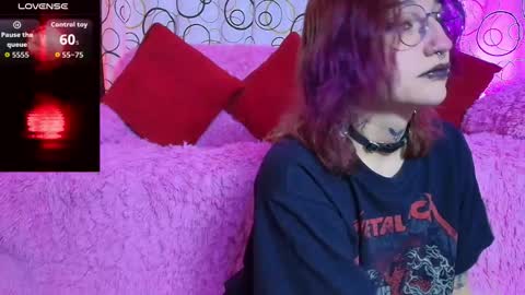    online show from November 14, 6:17 pm