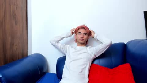 Snapshot of sukmiboy chatting on October 14, 8:53 pm LEO online show from October 14, 8:53 pm