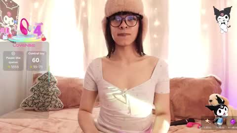 Snapshot of sukybelah chatting on November 22, 6:18 pm Elita Bella online show from November 22, 6:18 pm